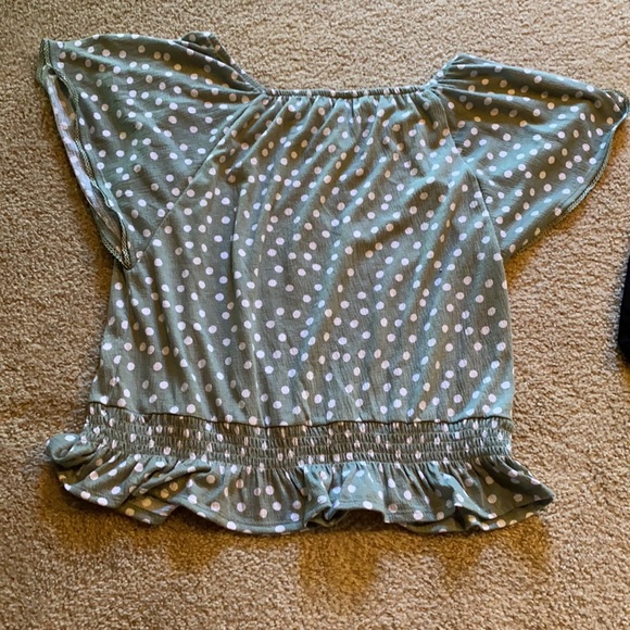 Blouse Bundle - Picture 3 of 7